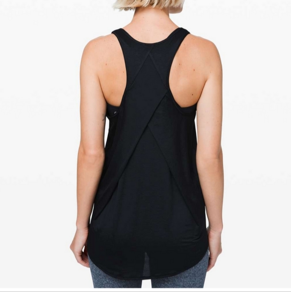 Lululemon essential tank, black, size 10